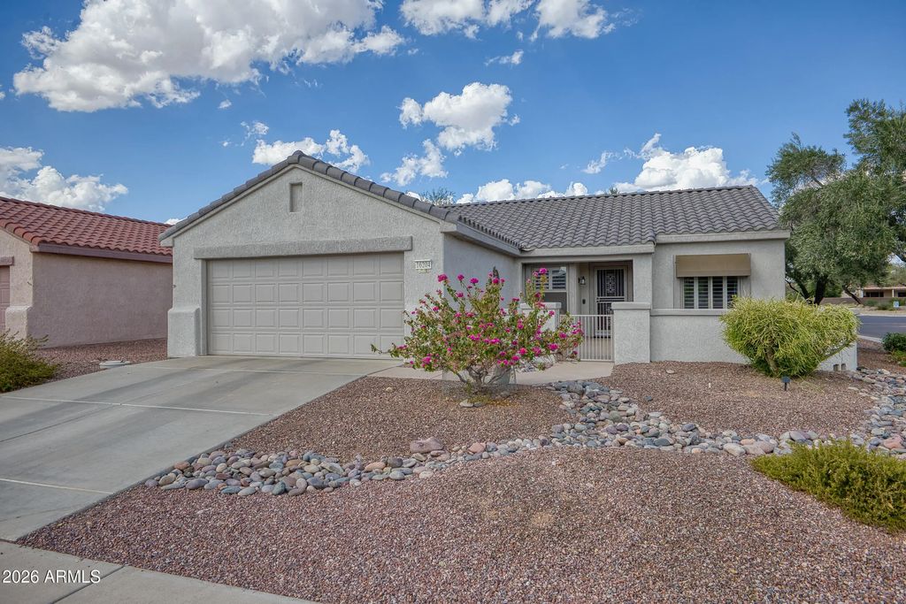 16204 W Desert Canyon Drive, Surprise