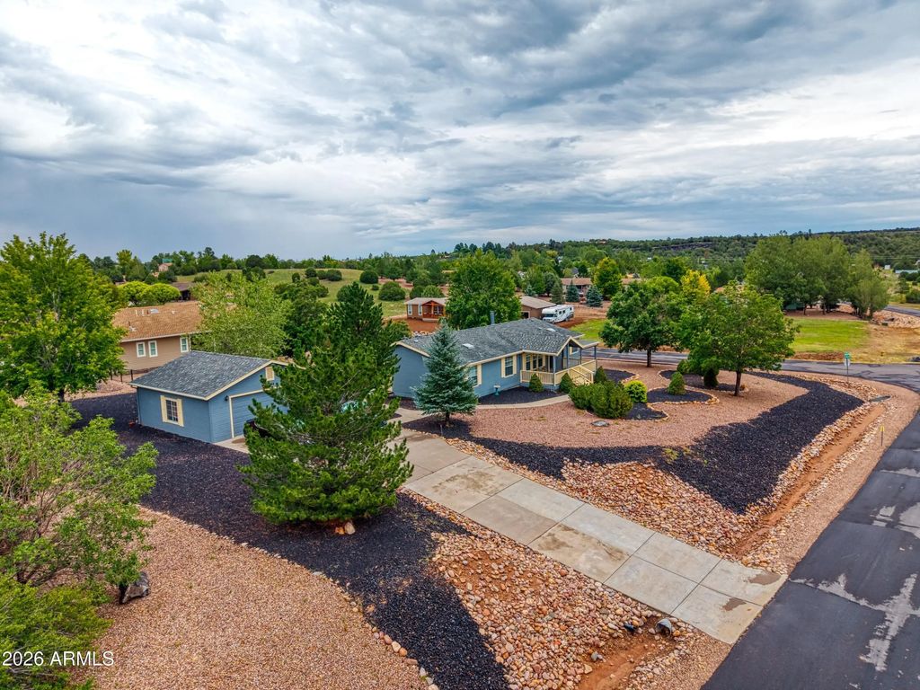 7054 Stagecoach Pass, Show Low