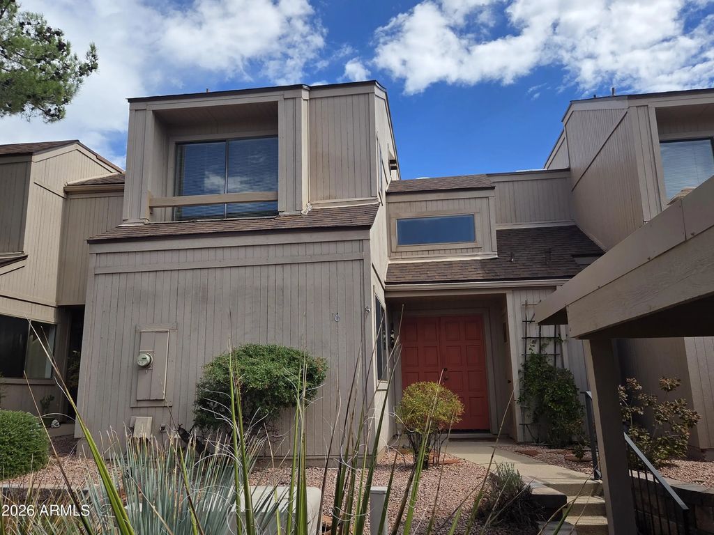 1390 Vista Montana Road (unit 16), Sedona