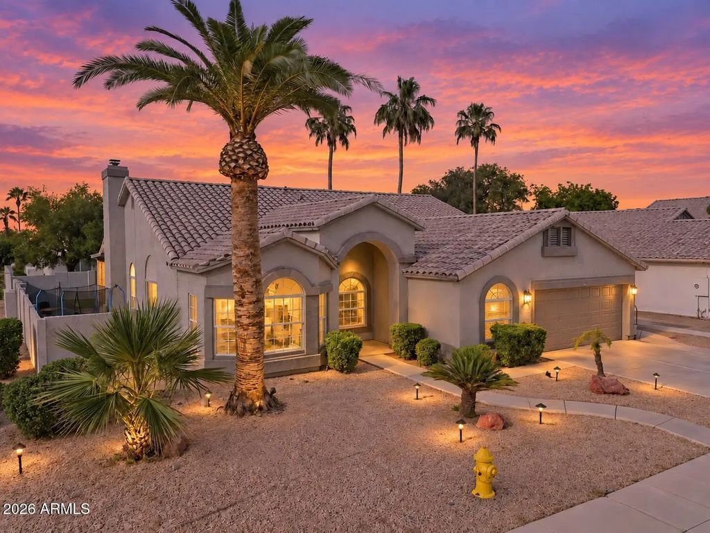 1732 W Commerce Avenue, Gilbert