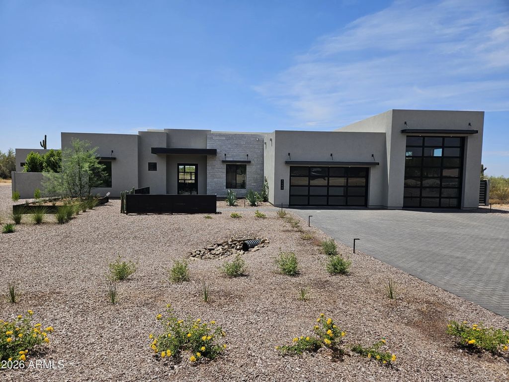 1708 E Creek Canyon Road, Phoenix