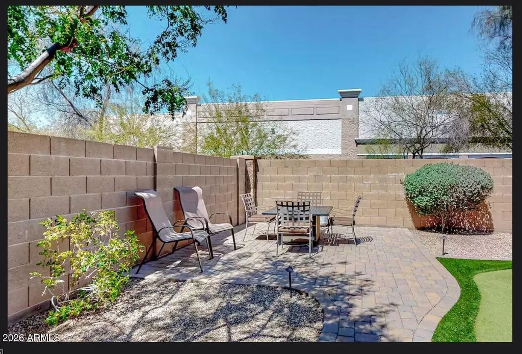 16592 W Post Drive, Surprise