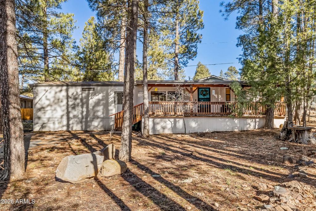 17175 S Acoma Place, Munds Park