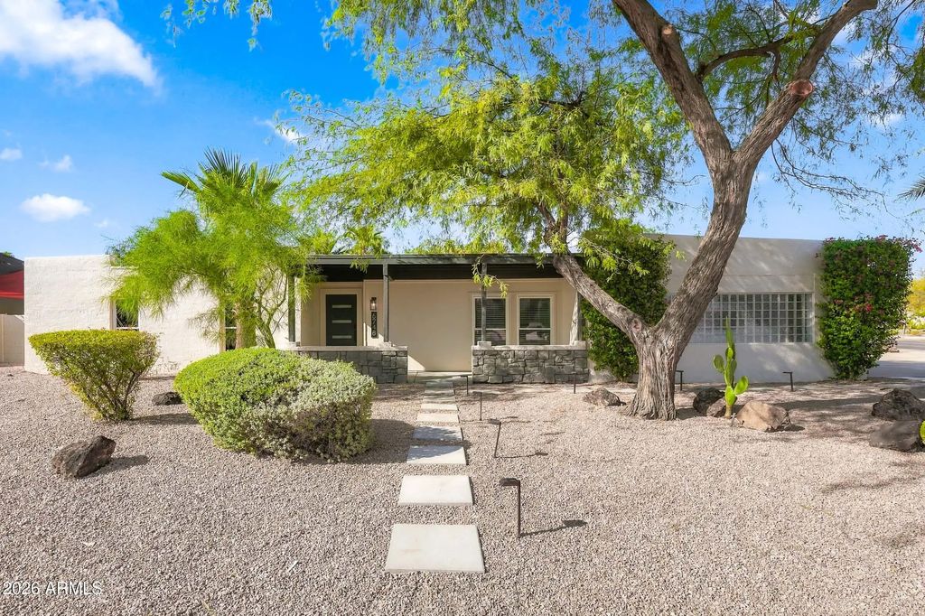 6748 E Dreyfus Avenue, Scottsdale