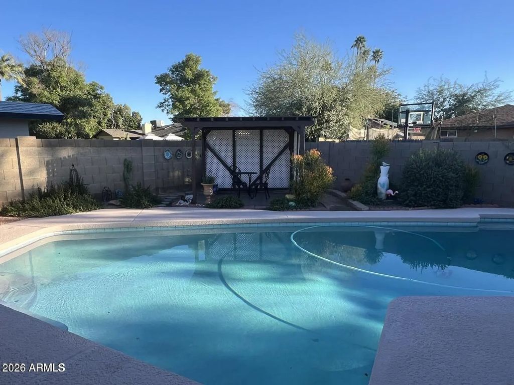 1701 E Julie Drive, Tempe