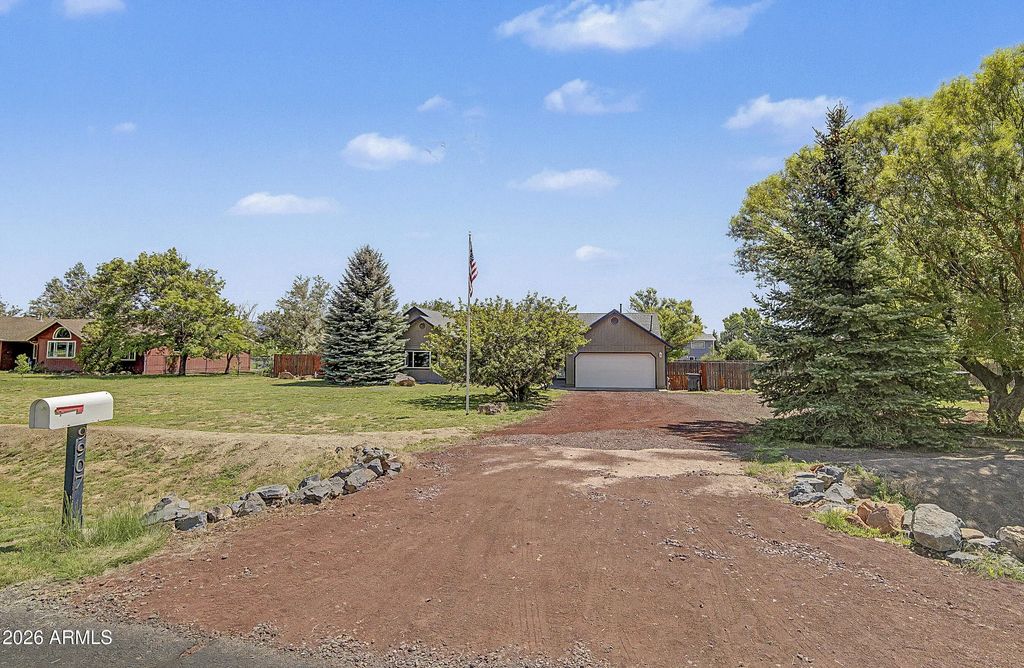 9907 Heritage Drive, Flagstaff