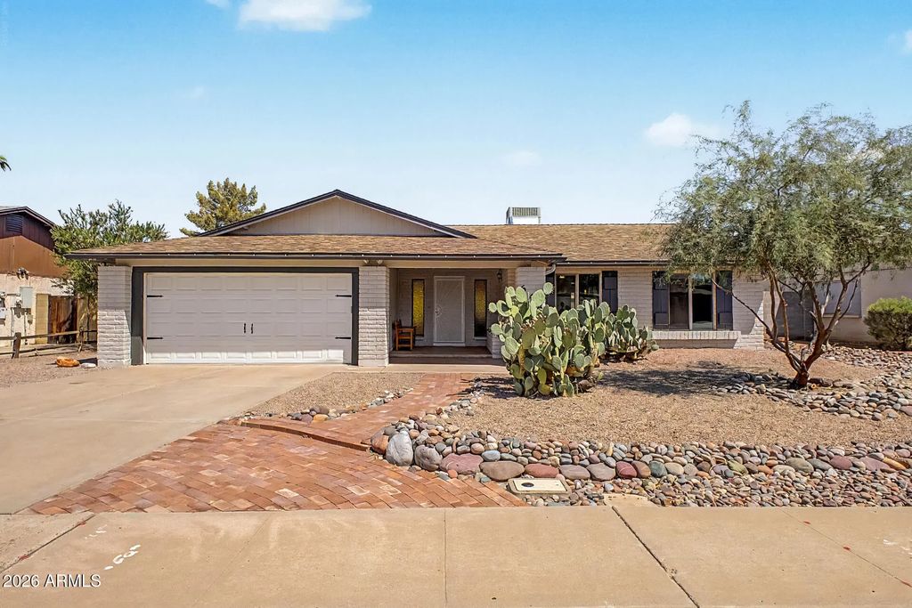 648 W Kilarea Avenue, Mesa