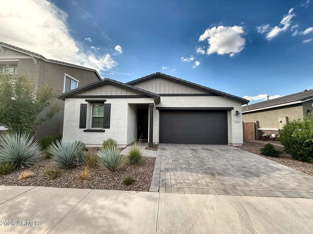 9430 E Sector Drive, Mesa