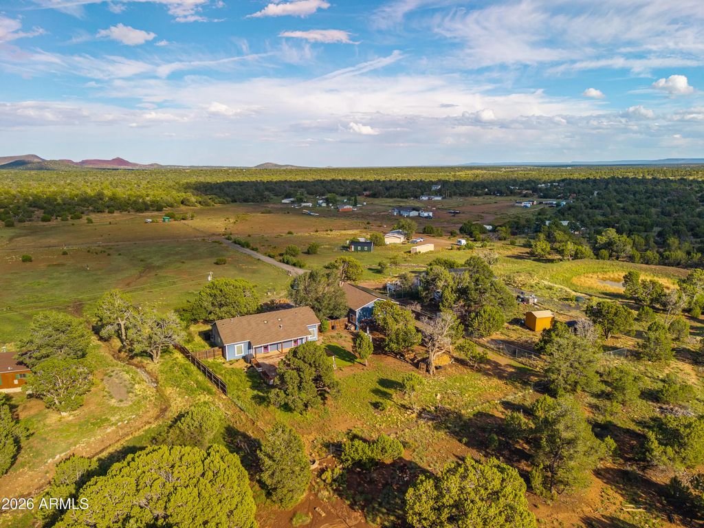 5650 Foster Road, Flagstaff