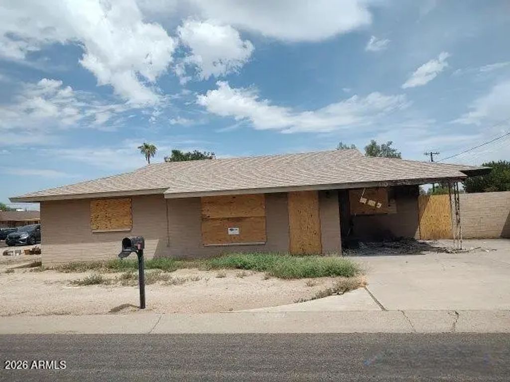 410 W Carson Road, Phoenix