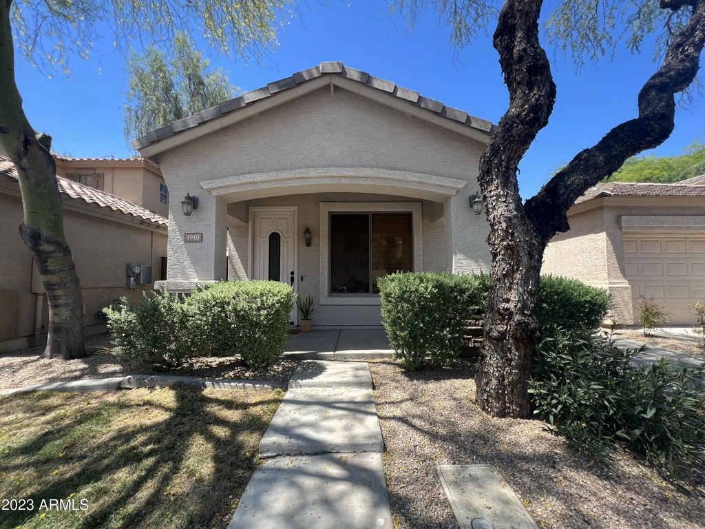 1910 W Park Place, Chandler