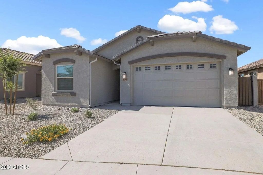 16514 W Charlotte Drive, Surprise