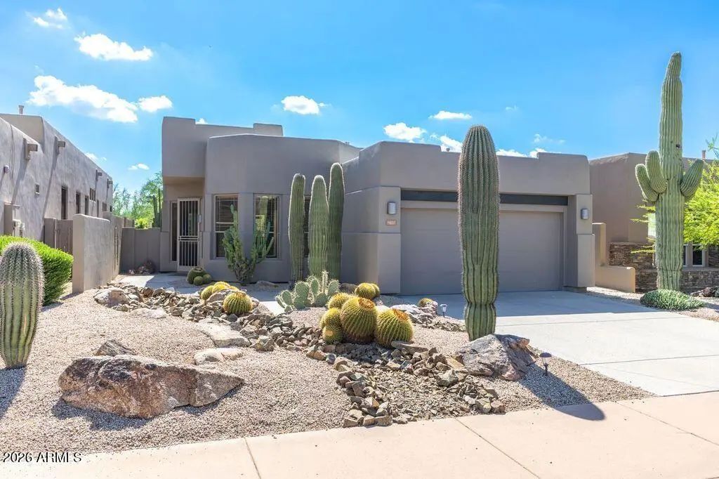 9621 E Chuckwagon Lane, Scottsdale
