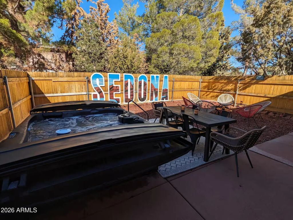 30 Pony Soldier Circle, Sedona