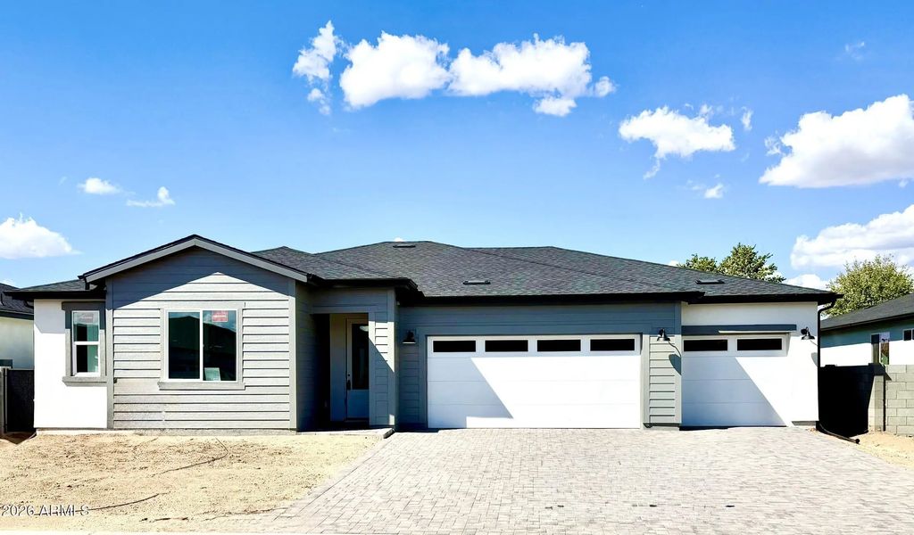 7408 E Louie Lane, Prescott Valley