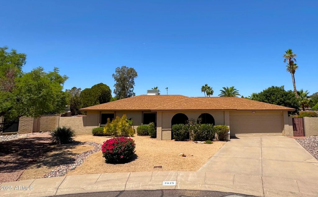 3625 E Garden Drive, Phoenix