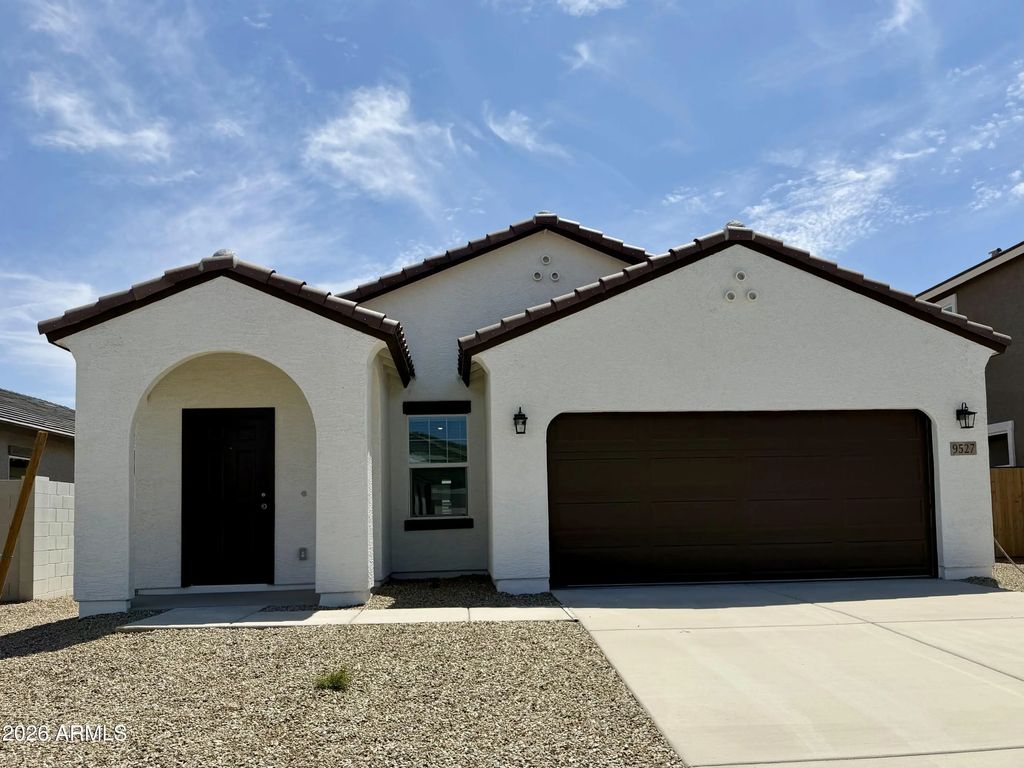 9527 W Gaby Road, Tolleson
