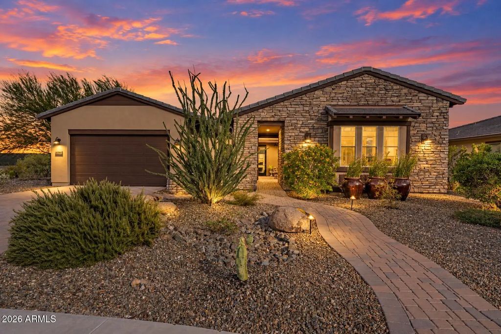 4281 Leaf Spring Drive, Wickenburg