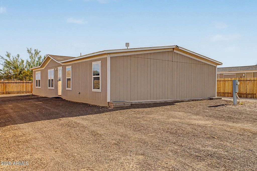 22425 W Pleasant Lane, Wittmann