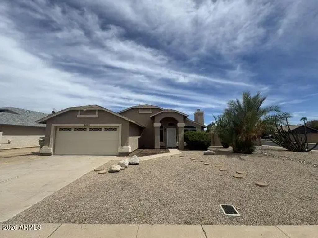 6205 N 89th Avenue N, Glendale