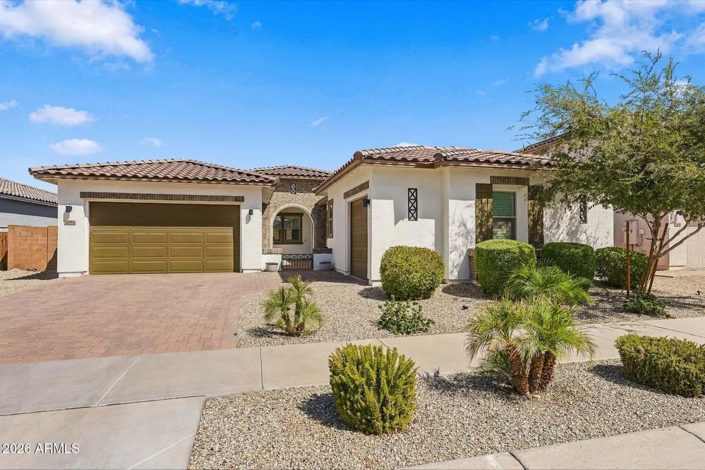 14054 W Desert Hollow Drive, Surprise