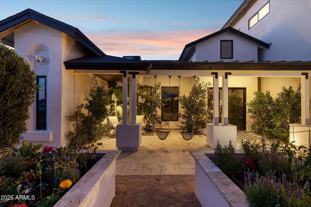 6414 E Beverly Lane, Scottsdale