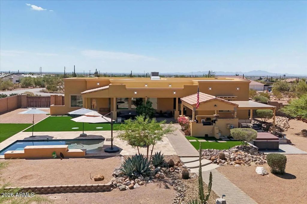 370 E Canyon Street, Apache Junction