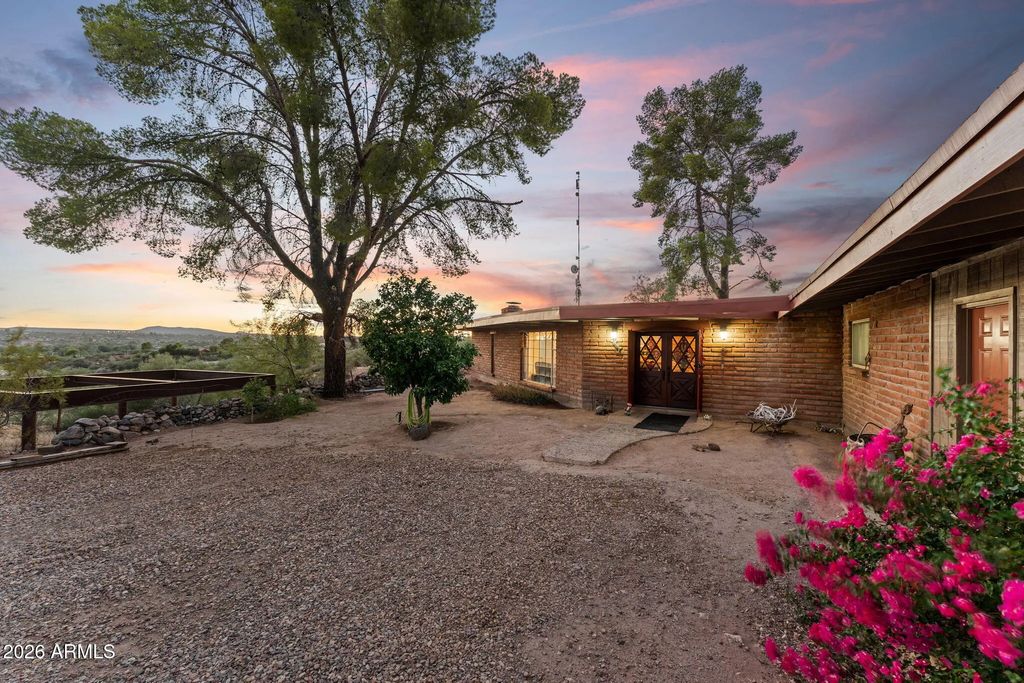 590 Constellation Road, Wickenburg