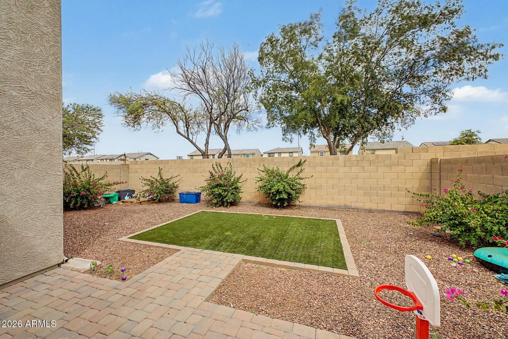 701 N 111th Drive, Avondale