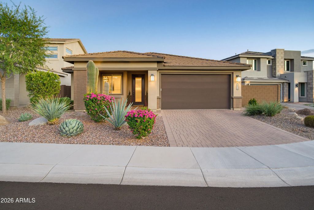 3211 E Bryce Lane, Phoenix