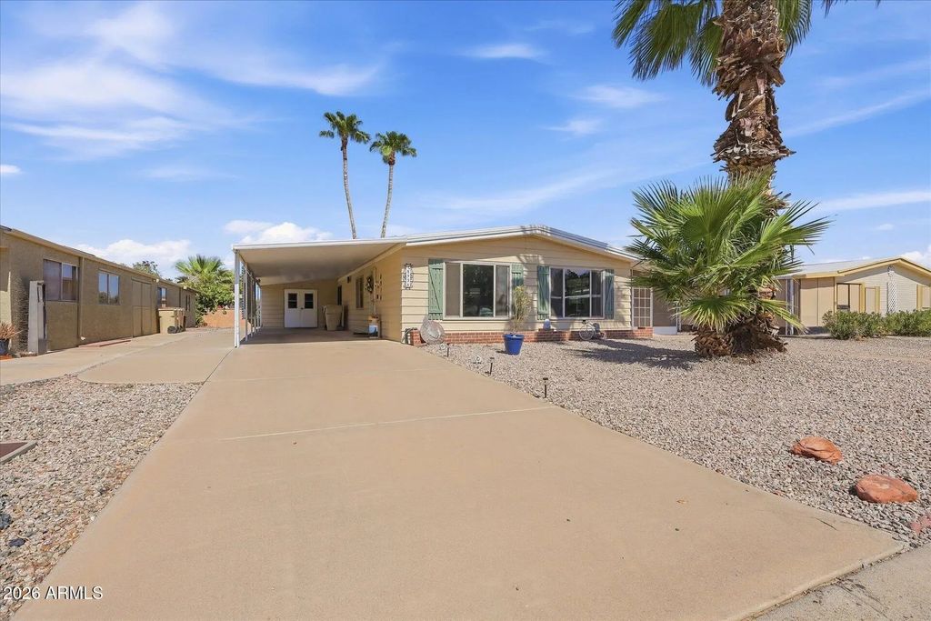 8936 E Fairway Boulevard, Sun Lakes