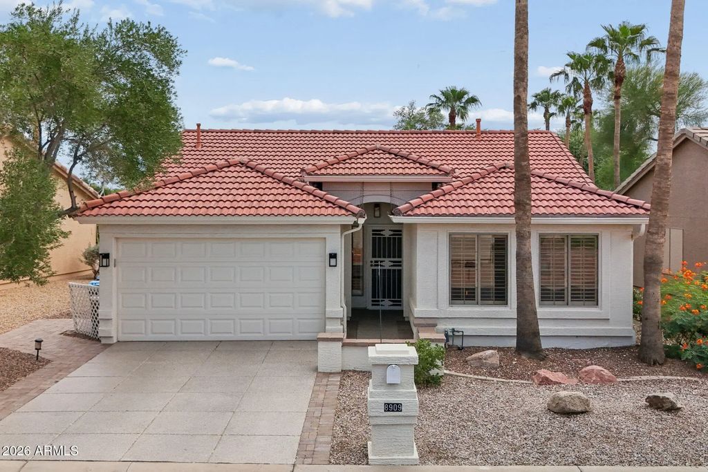 8909 E Copper Valley Lane, Sun Lakes