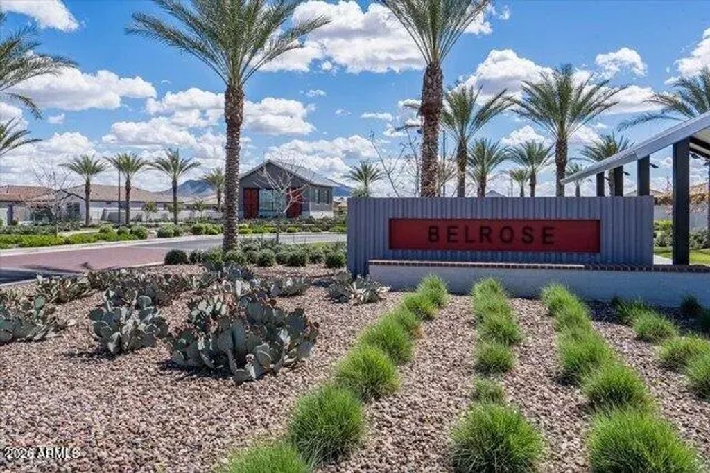 2313 E Castanets Drive, Gilbert