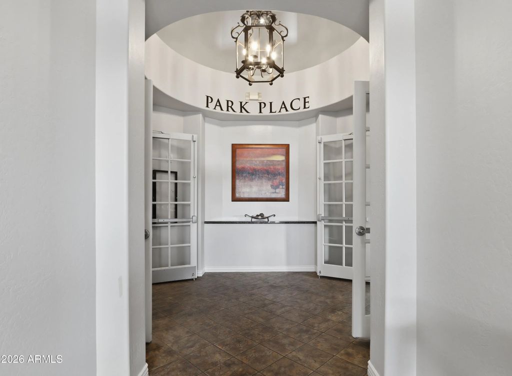 14575 W Mountain View Boulevard (unit 11208), Surprise