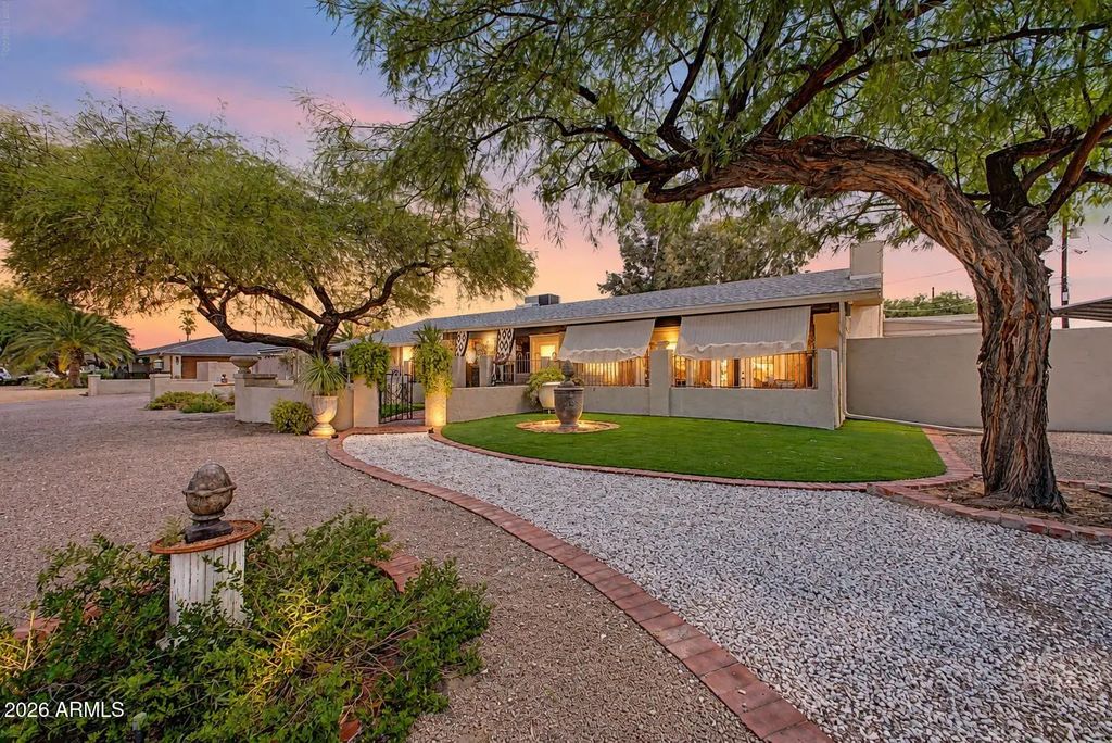2233 N Sunset Drive, Mesa