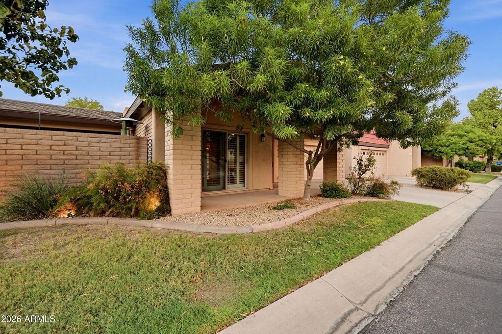 7836 E Crestwood Way, Scottsdale