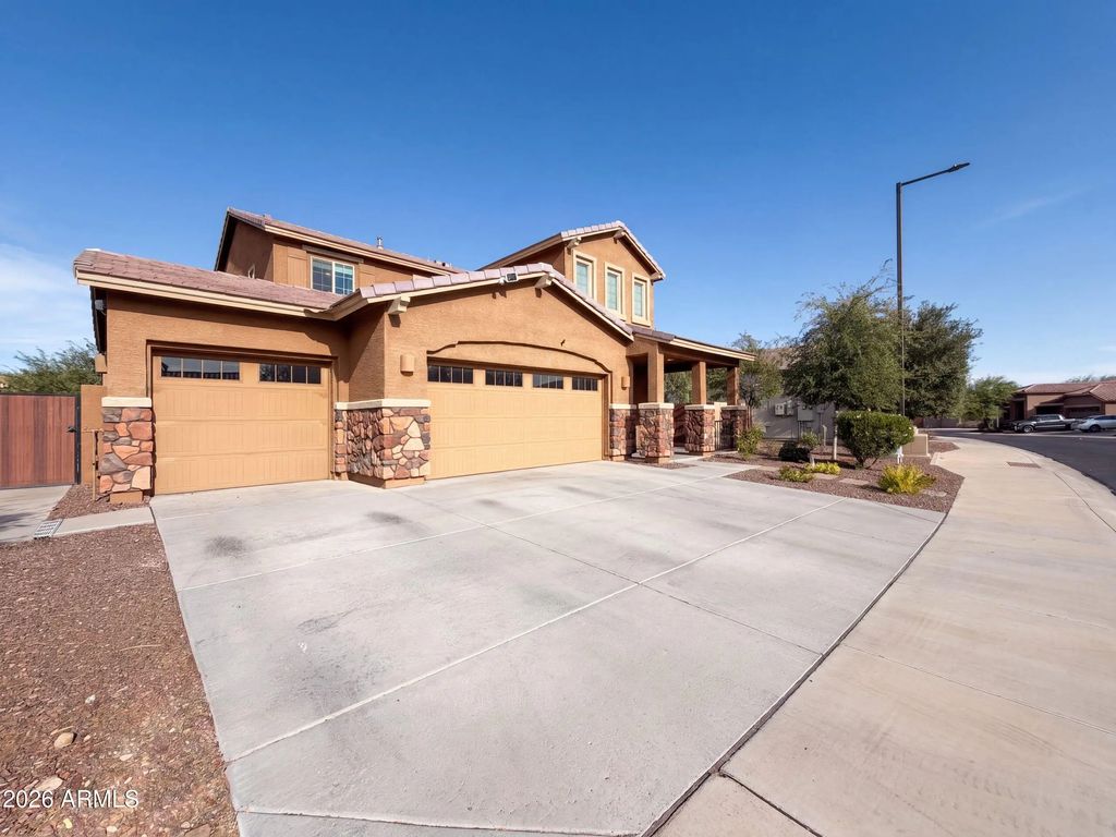 2551 N 212th Drive, Buckeye