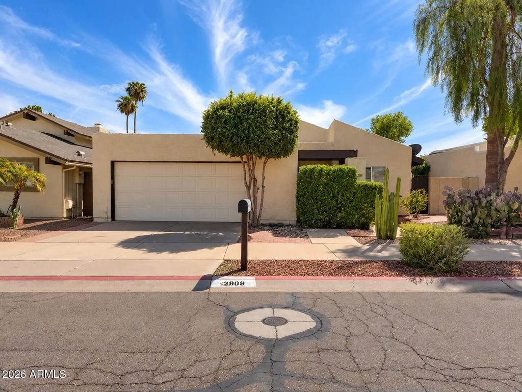 2909 W Altadena Avenue, Phoenix