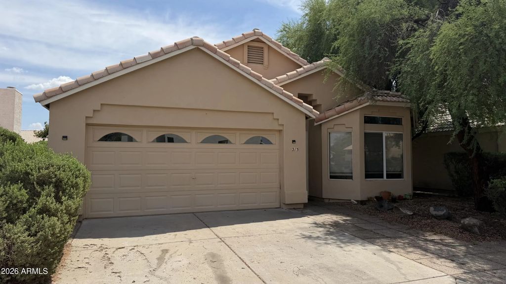 213 S Crosscreek Drive (unit 262), Chandler