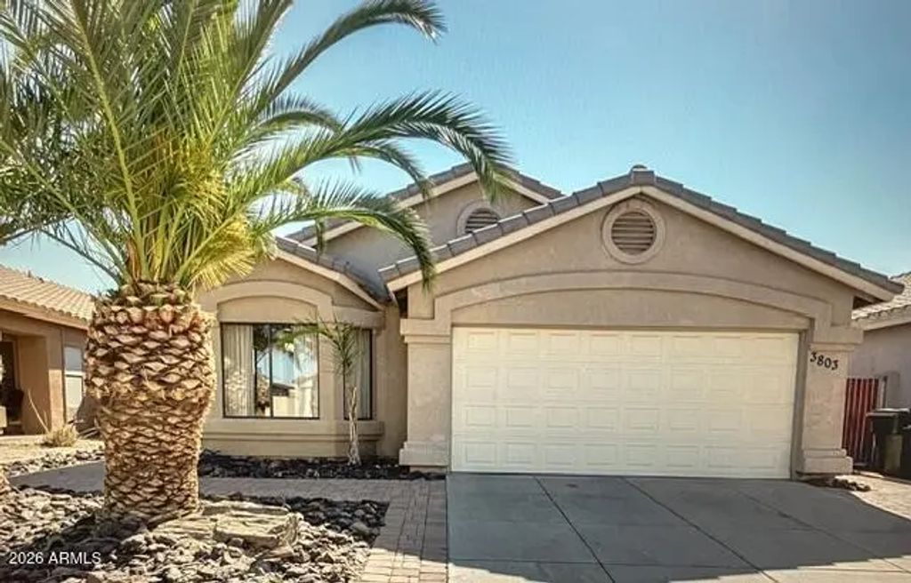 3803 W Blackhawk Drive, Glendale