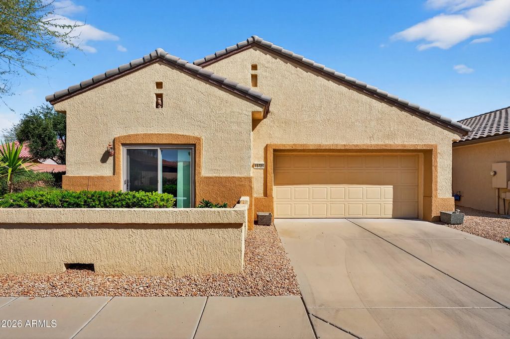 15720 W Clear Canyon Drive, Surprise