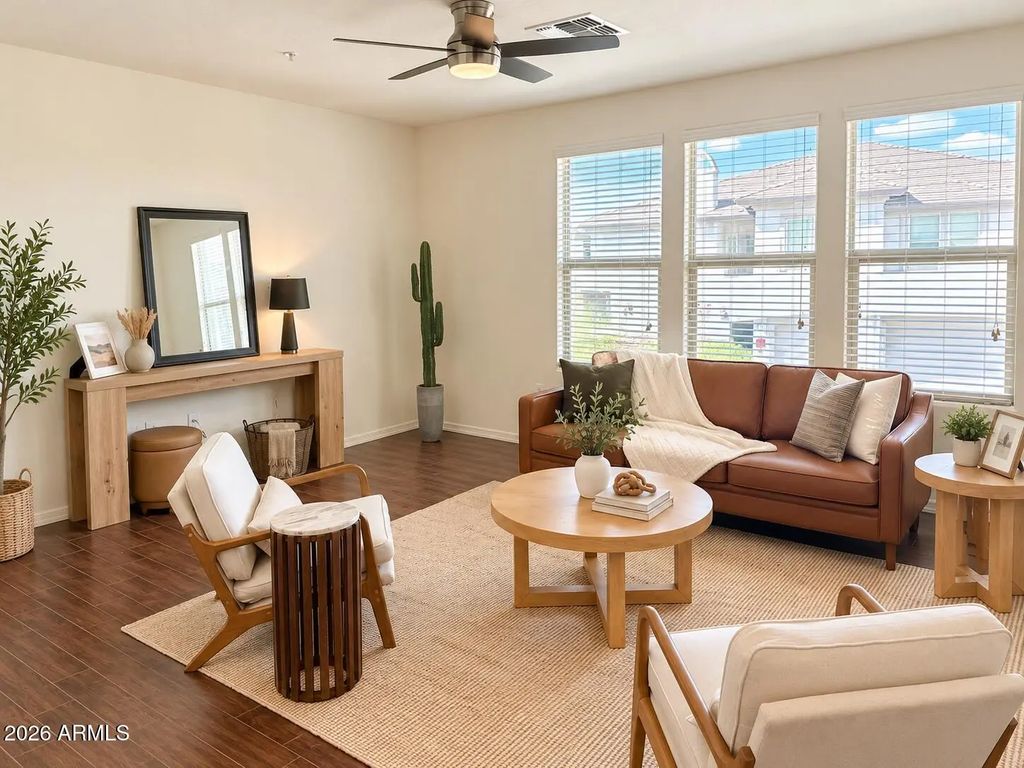 33575 N Dove Lakes Drive (unit 2033), Cave Creek