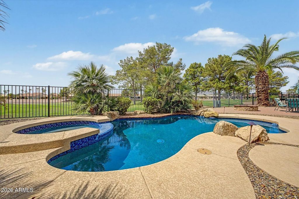 24320 S Lakeway Circle Sw, Sun Lakes