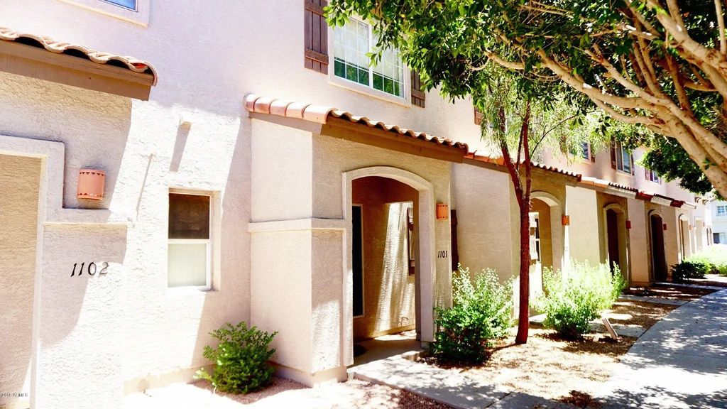 1961 N Hartford Street (unit 1101), Chandler