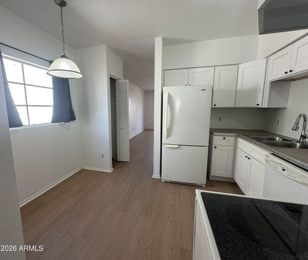 2844 E Monte Cristo Avenue (unit 201), Phoenix
