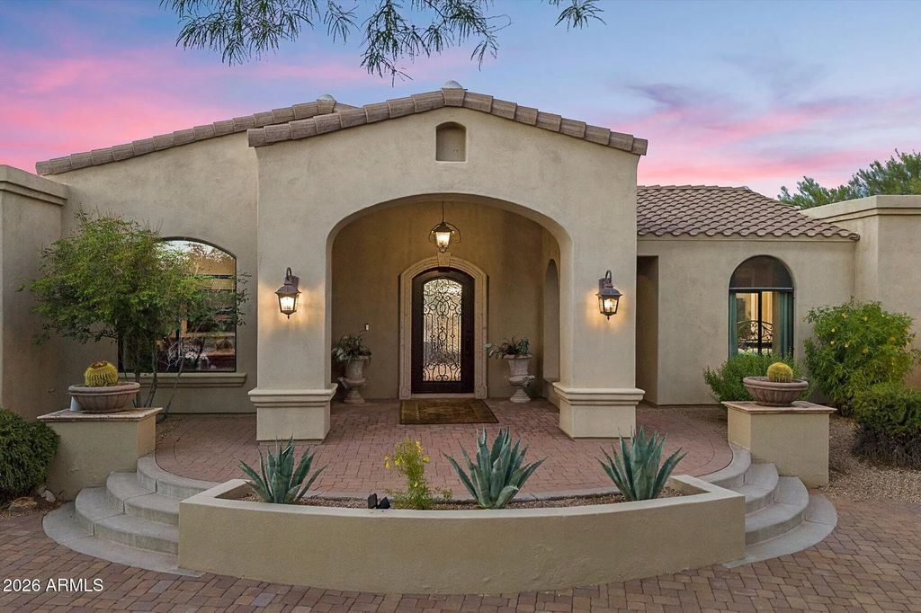 8036 E Conquistadores Drive, Scottsdale