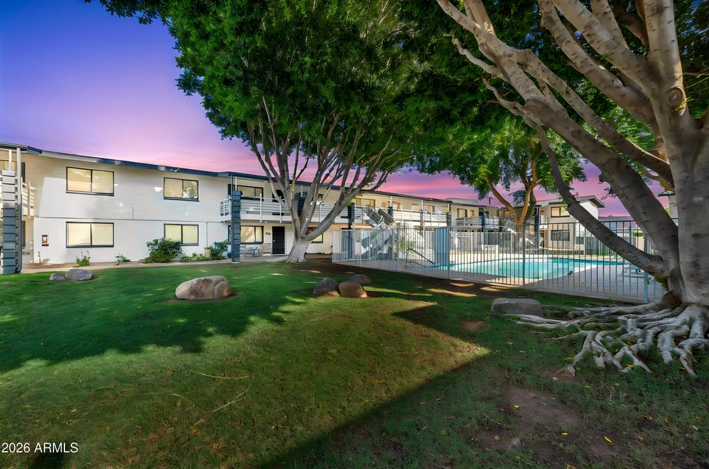 749 E Montebello Avenue (unit 229), Phoenix