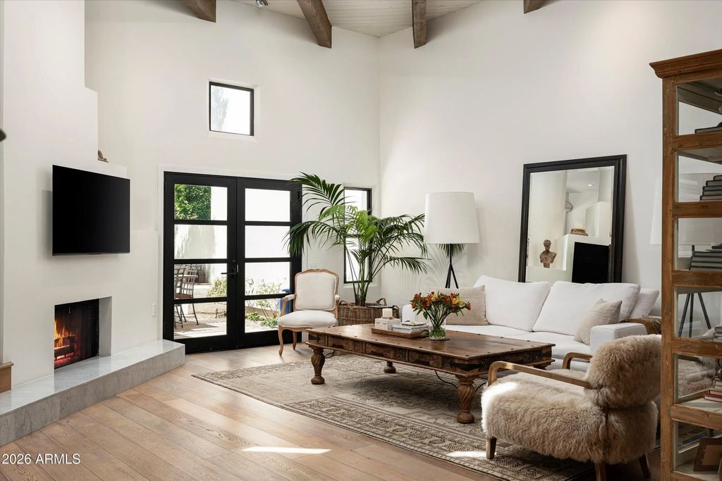 5101 N Casa Blanca Drive (unit 217), Paradise Valley