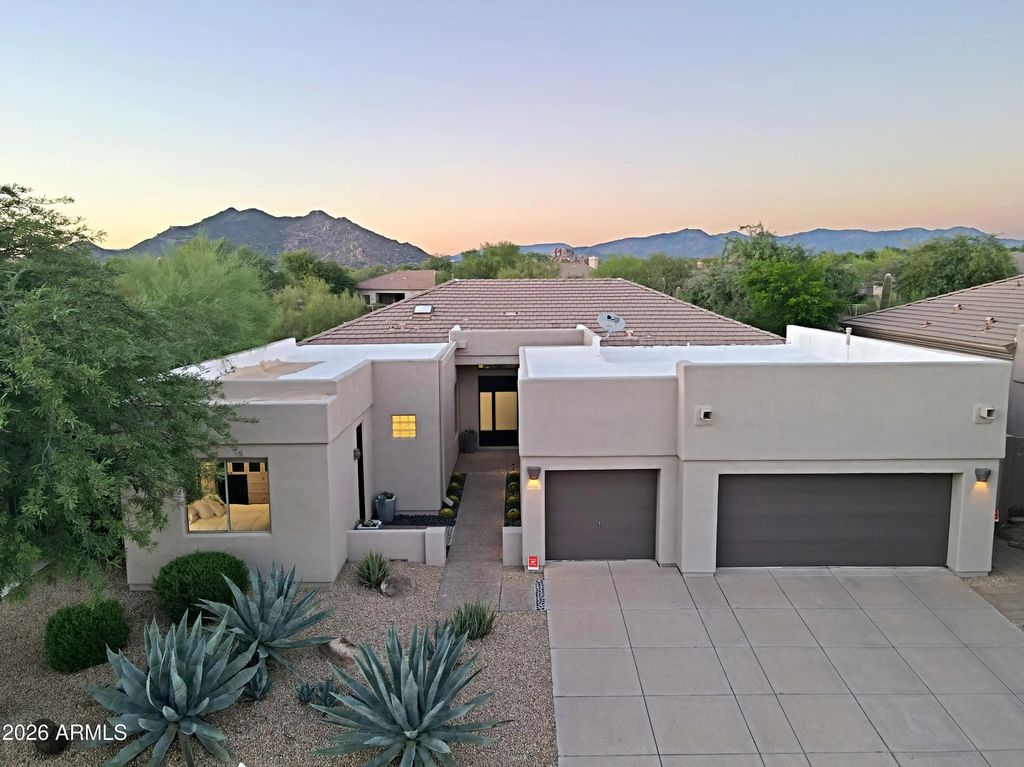 7056 E Mighty Saguaro Way, Scottsdale