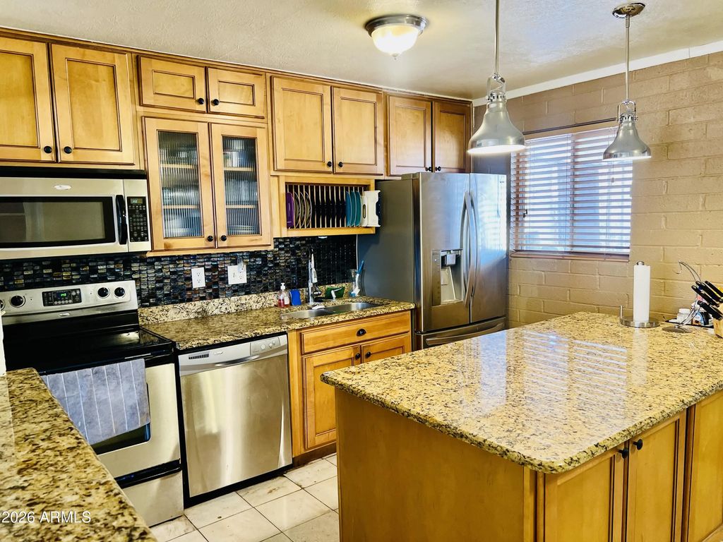 616 E Papago Drive, Tempe